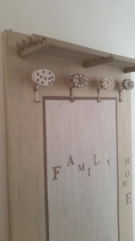 Apartment Iseo Lake Sale Marasino Habitación foto